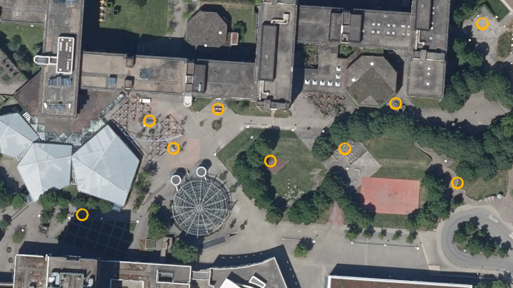  Lageplan - Die einzelnen Stationen sind mit einem gelben Kreis markiert. 